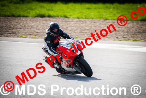 _MDS4945