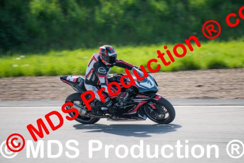 _MDS5935